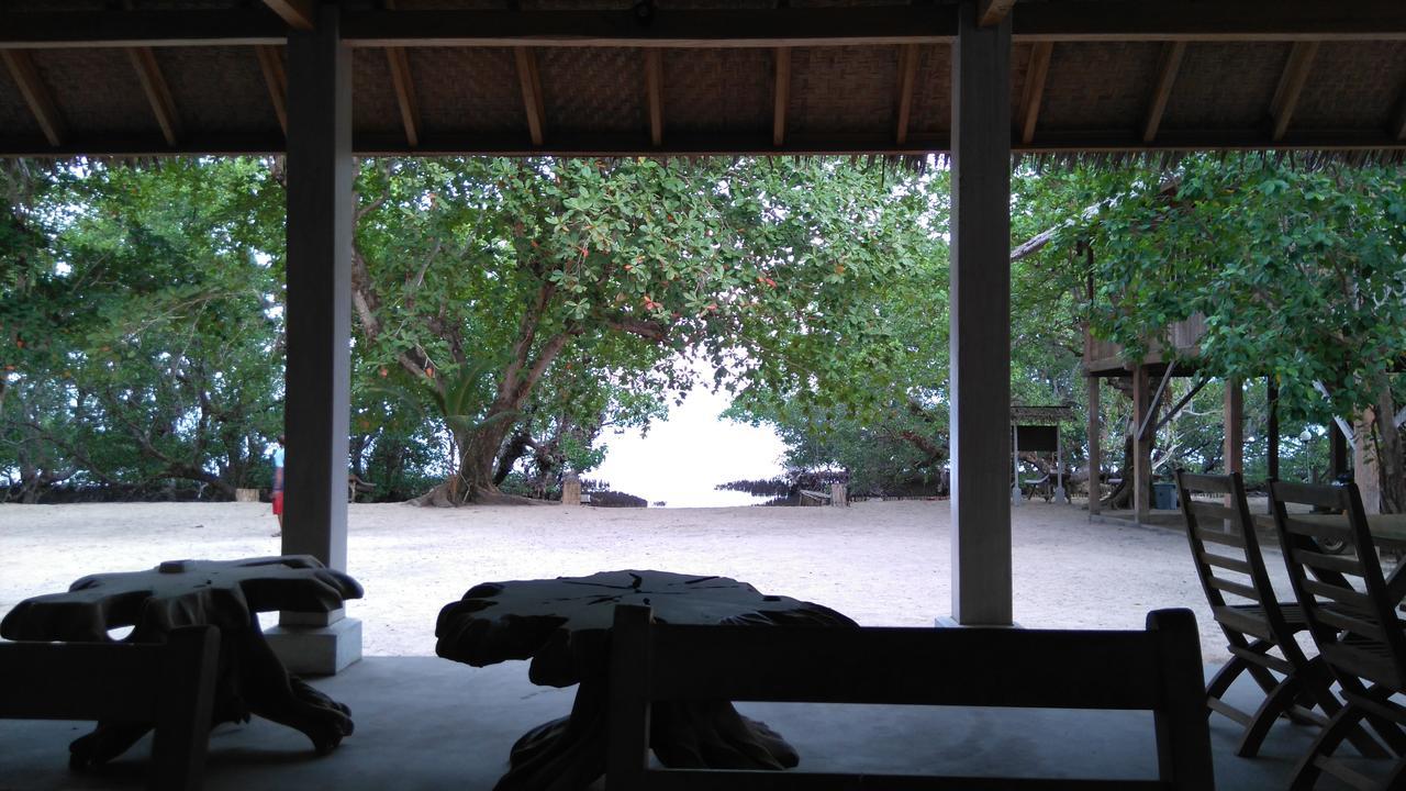 Jonaths Cottage Bunaken Exterior photo
