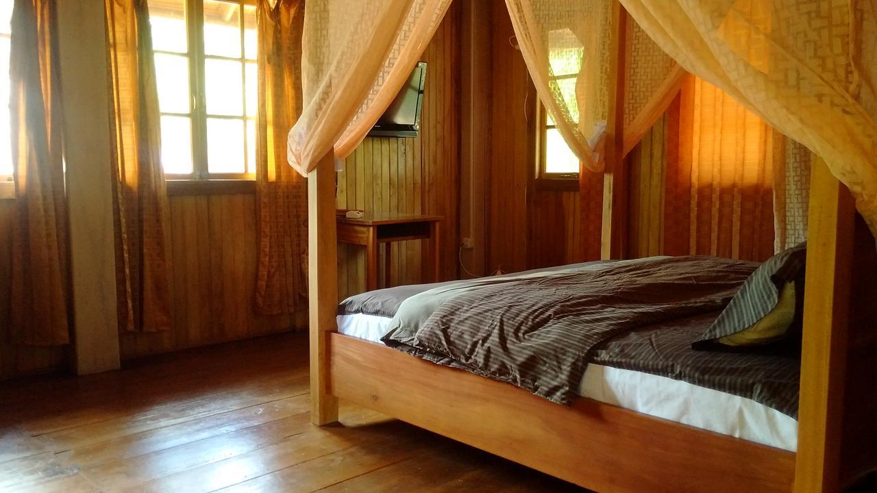 Jonaths Cottage Bunaken Exterior photo
